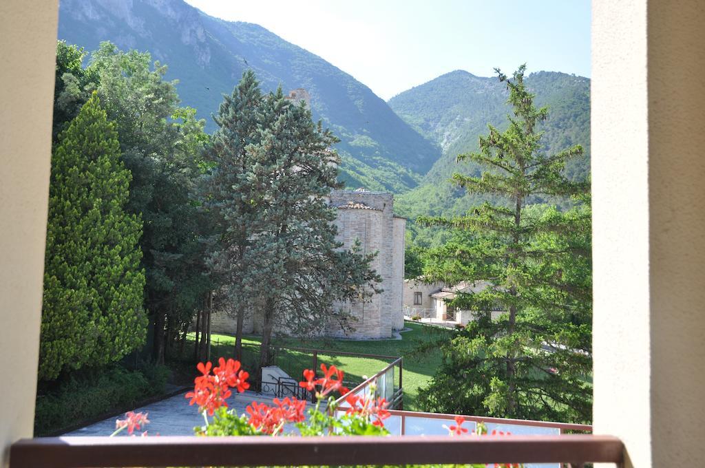 Hotel Terme Di San Vittore Genga  Room photo